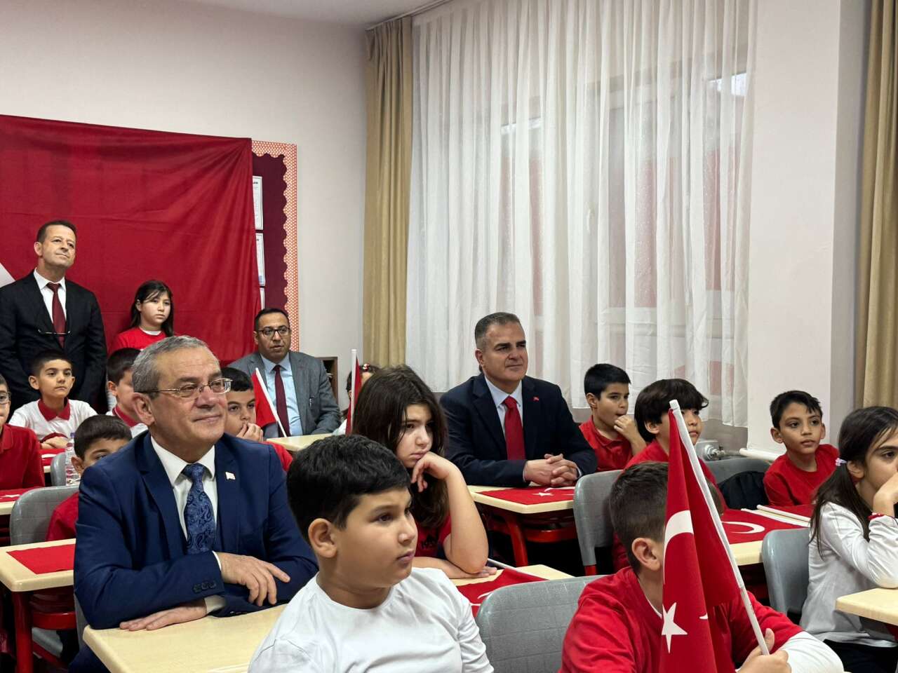 Muğla’da İkinci Yarıyıl Başladı: İlk Ders “Bayrak Sevgisi” 9